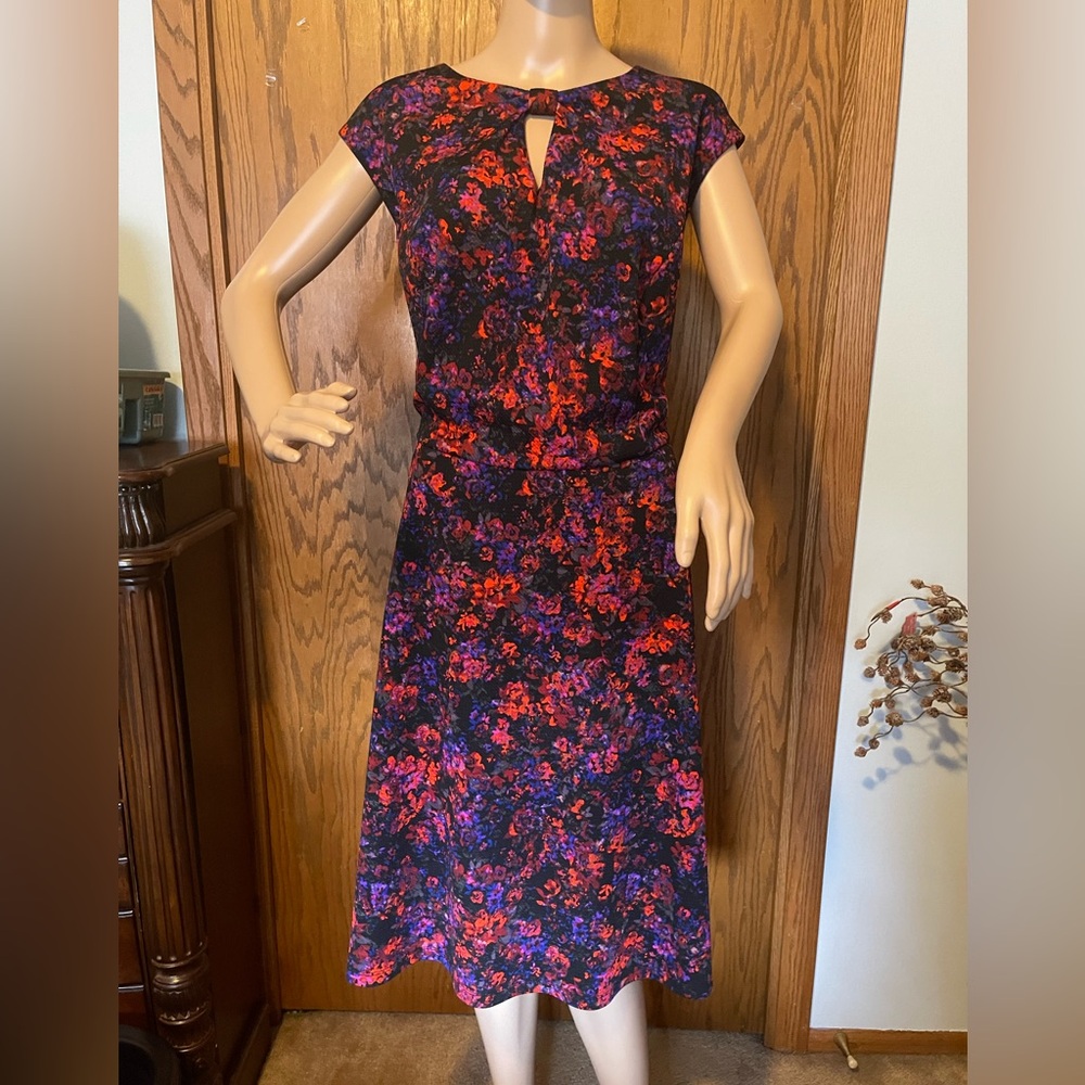 Women’s colorful floral print cap sleeve dress sz 18 W
